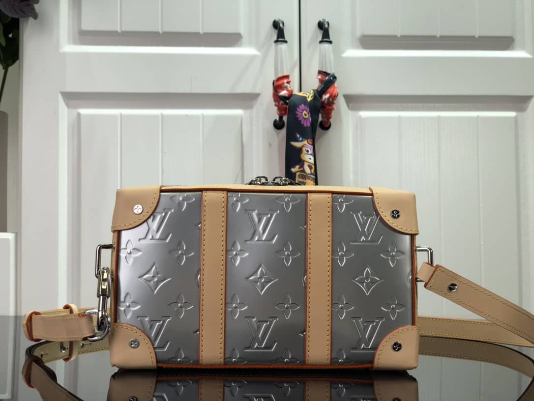 L0vis Vvtt0n Soft Trunk Monogram Mirror Coated Canvas Replica Bag Silver M45880