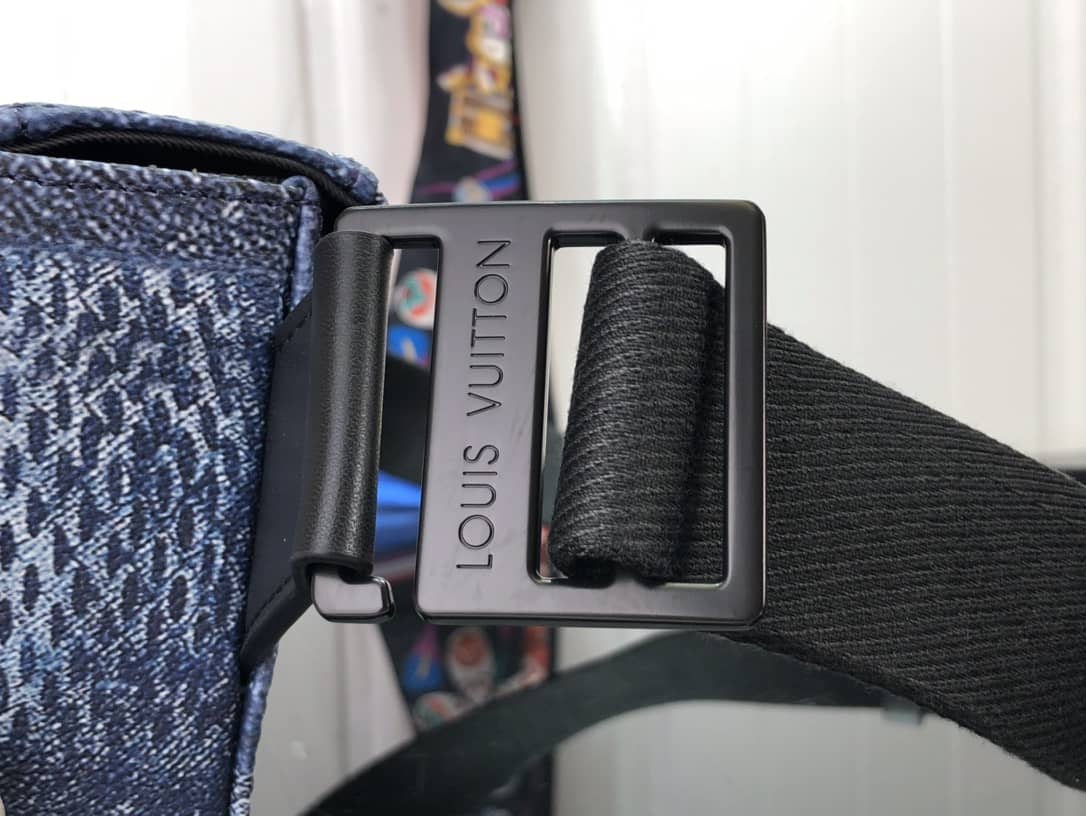 L0vis Vvtt0n Damier Salt Canvas Replica Trunk Slingbag N50061