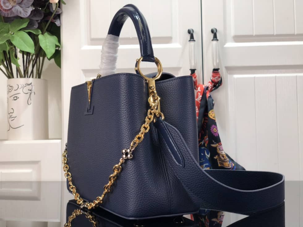 L0vis Vvtt0n Capucines MM M59209 Replica Shoulder Bag