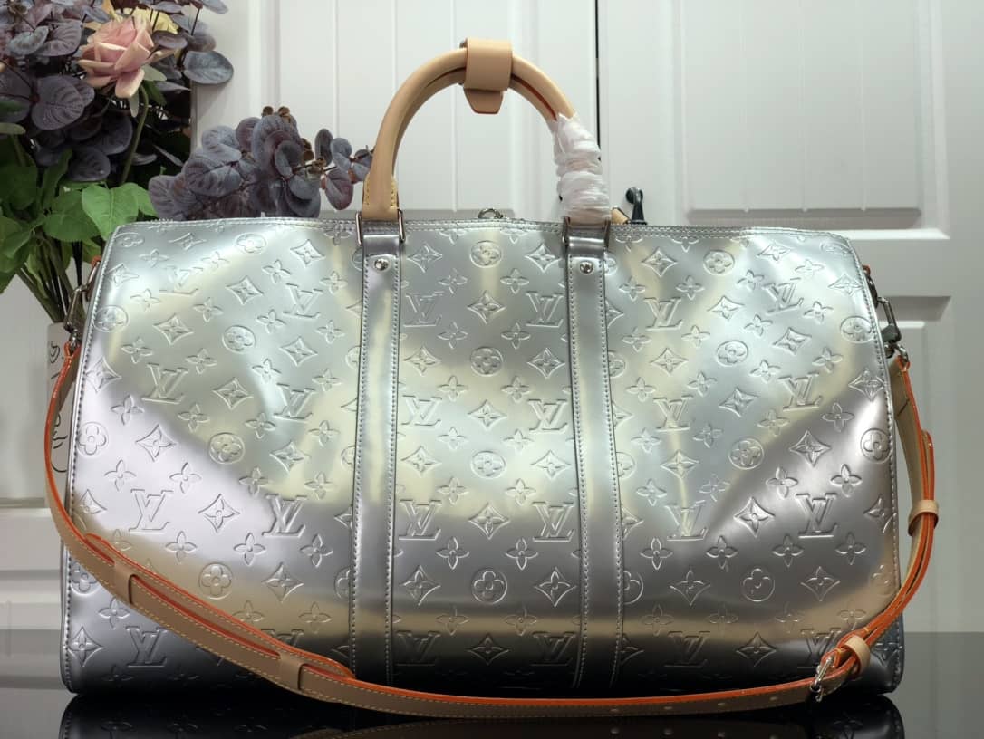 L0vis Vvtt0n Keepall Patent Leather Replica Travel Bag M40569