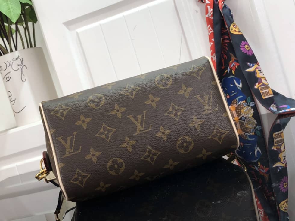 L0vis Vvtt0n Sac Speedy 20 Monogram M41114 Replica Shoulder Bag