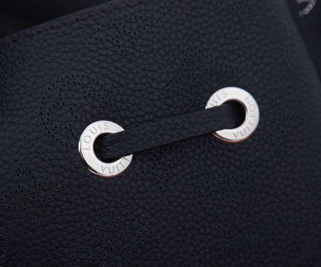 L0vis Vvtt0n Bella Leather Replica Shoulder Bag Black M57070