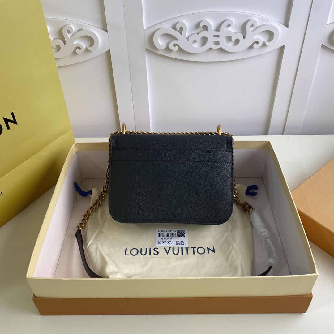 L0vis Vvtt0n Lockme Chain PM Replica Handbag Black M57073