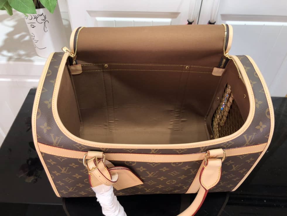 L0vis Vvtt0n Dog Carrier 40 Monogram M42024 Replica Tote
