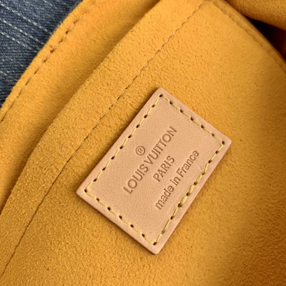 L0vis Vvtt0n Mini Pleaty Denim Blue M95050 Replica Shoulder Bag