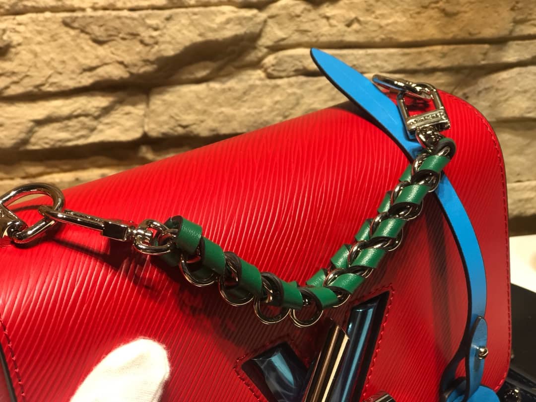 L0vis Vvtt0n Twist MM Bag Red M50296 Replica