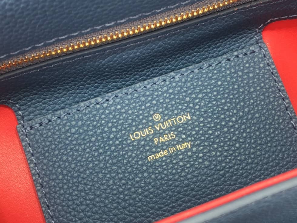 L0vis Vvtt0n Pont 9 Soft MM Grained Calfskin Blue M58967 Replica Crossbody Bag