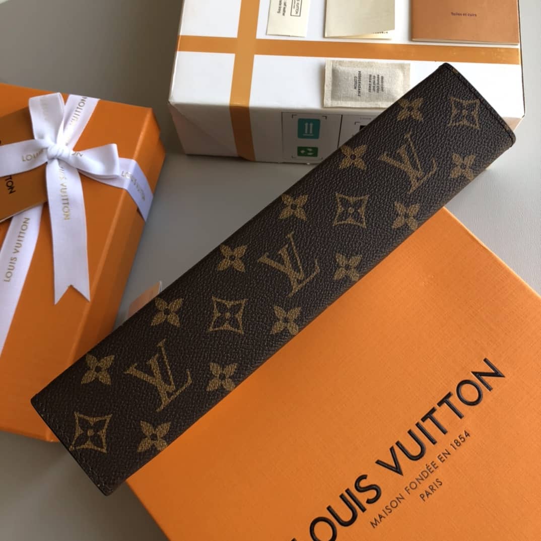 L0vis Vvtt0n Monogram Eclipse Canvas Replica Pochette Voyage MM Brown M61692