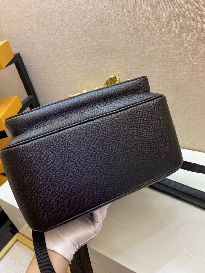 L0vis Vvtt0n Alex Taiga Leather Replica Backpack M30258