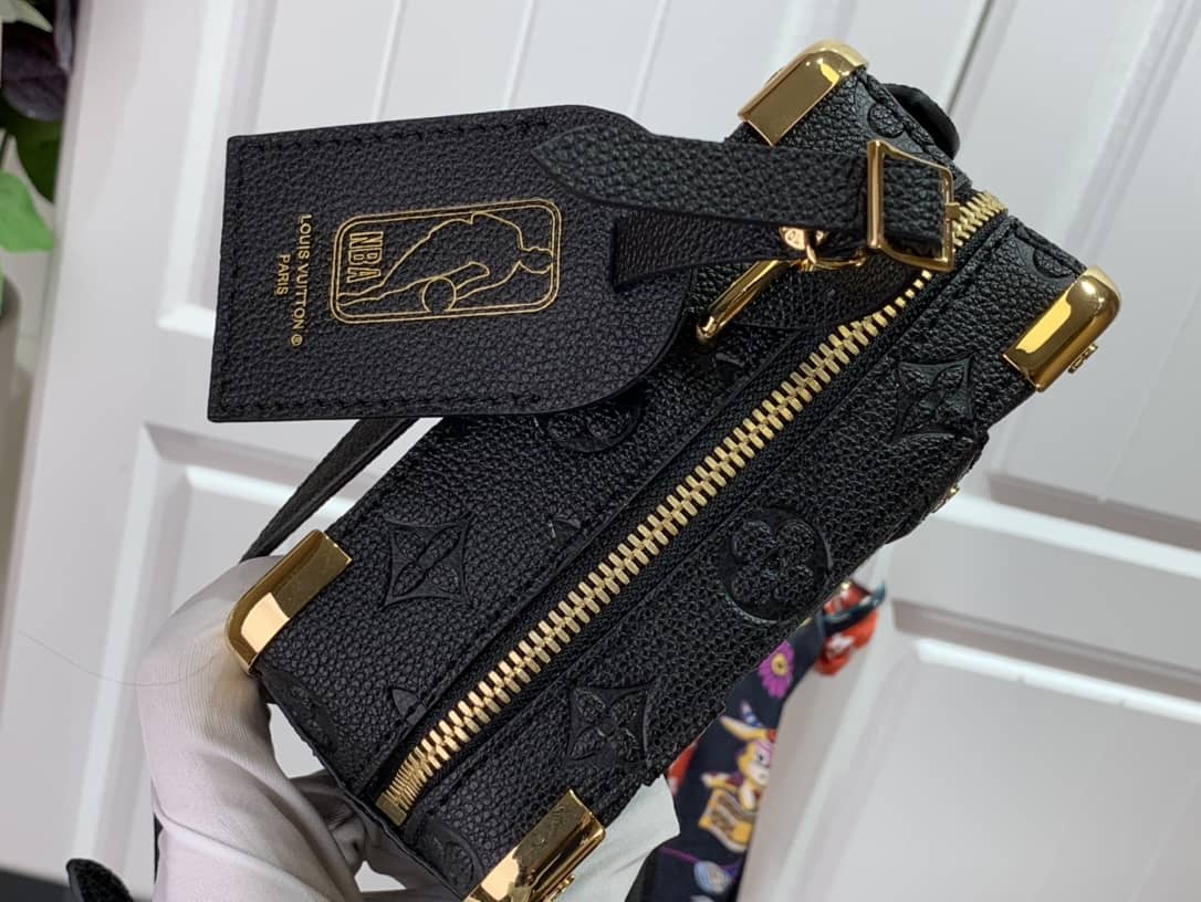 L0vis Vvtt0n Crossbody Dupe X NBA Handle Trunk Ball Grain Leather  M57971(ColaReps)