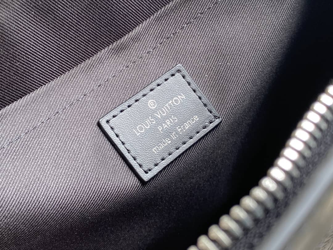 L0vis Vvtt0n Leather Standing Damier Infini 3D Cowhide Pouch Replica Black N60450