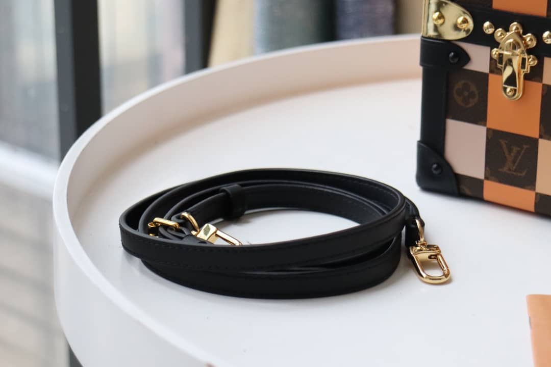 L0vis Vvtt0n Petite Malle Monogram Canvas Replica Bag Orange M40273