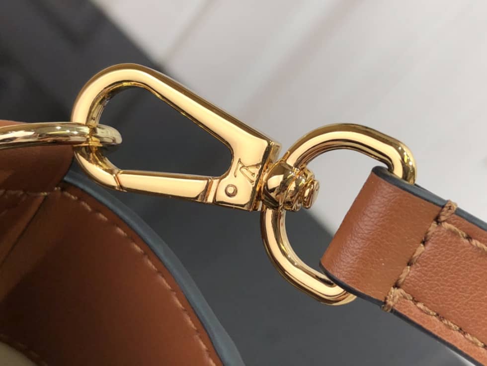 LV Tote Dupe On My Side PM Tote Bag M59905 Replica Shoulder Bag