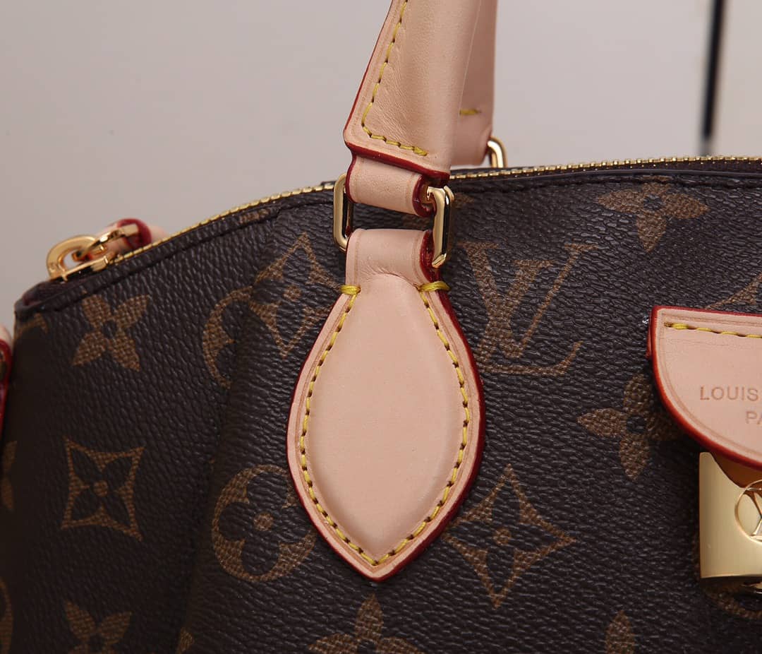 L0vis Vvtt0n Monogram Canvas Rivoli PM Replica Bag M44543