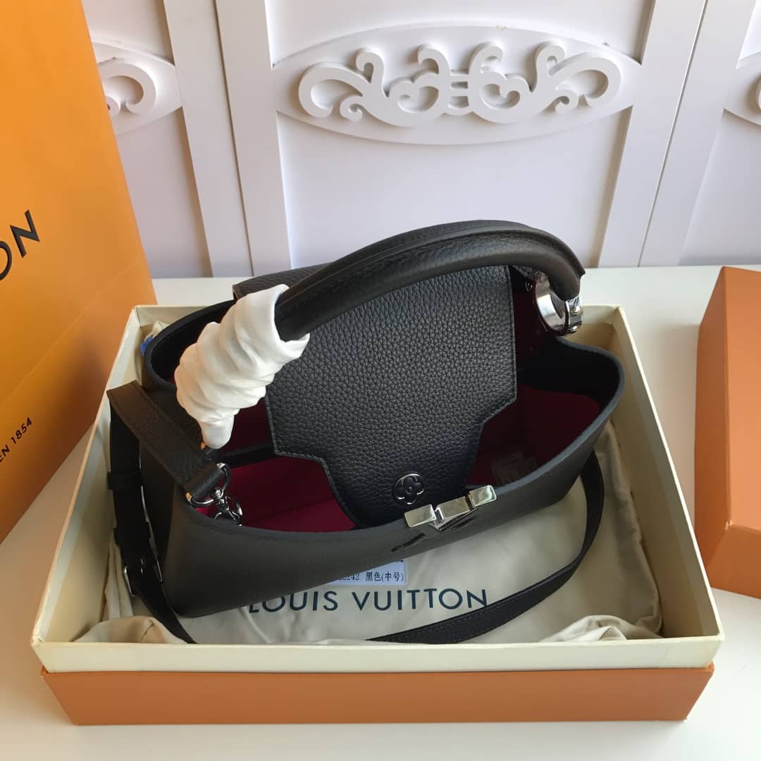 L0vis Vvtt0n Capucines PM Taurillon Leather Tote Replica Black M42242