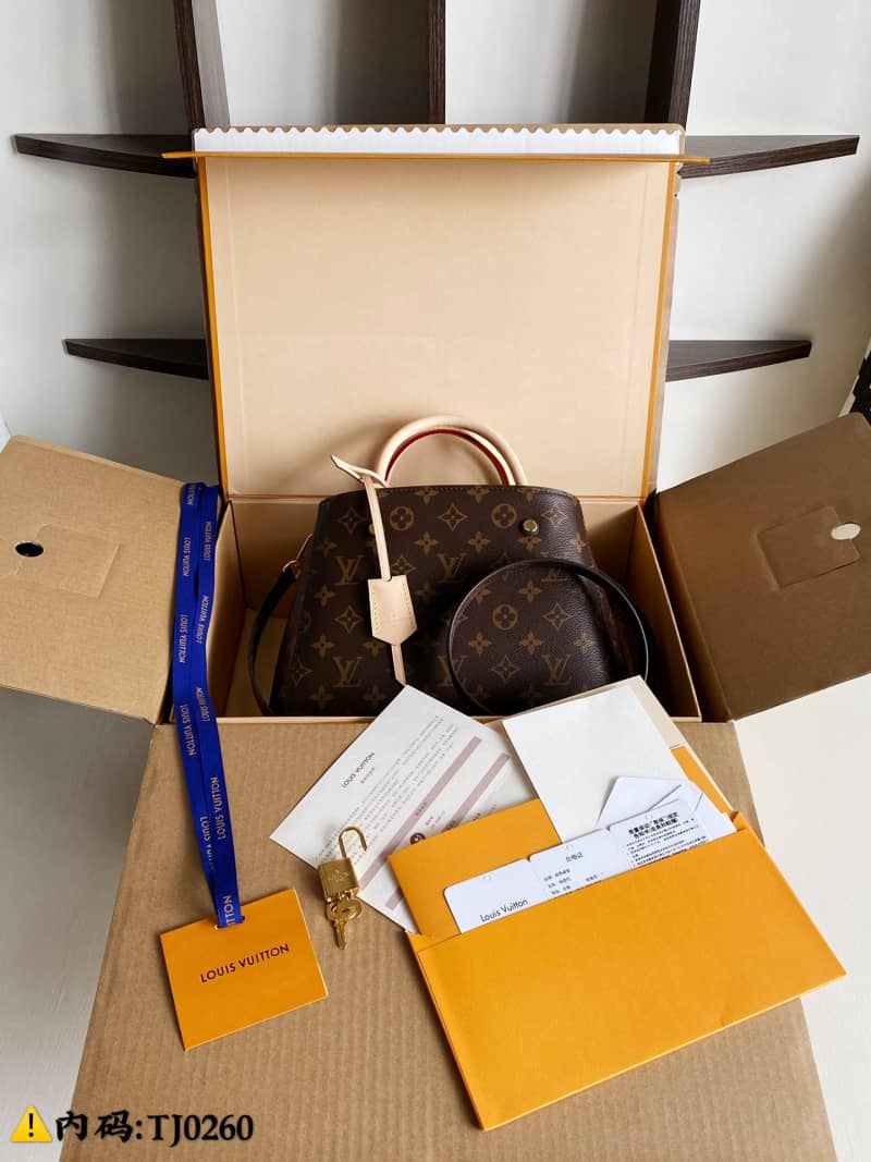 L0vis Vvtt0n Montaigne BB Monogram Shoulder Bag Replica M41055