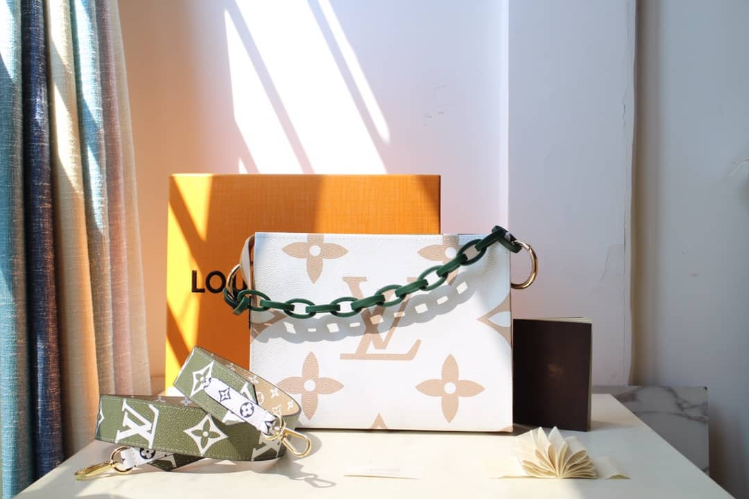 L0vis Vvtt0n Monogram Giant Toilet Pouch Crossbody Bag Replica Green M67692