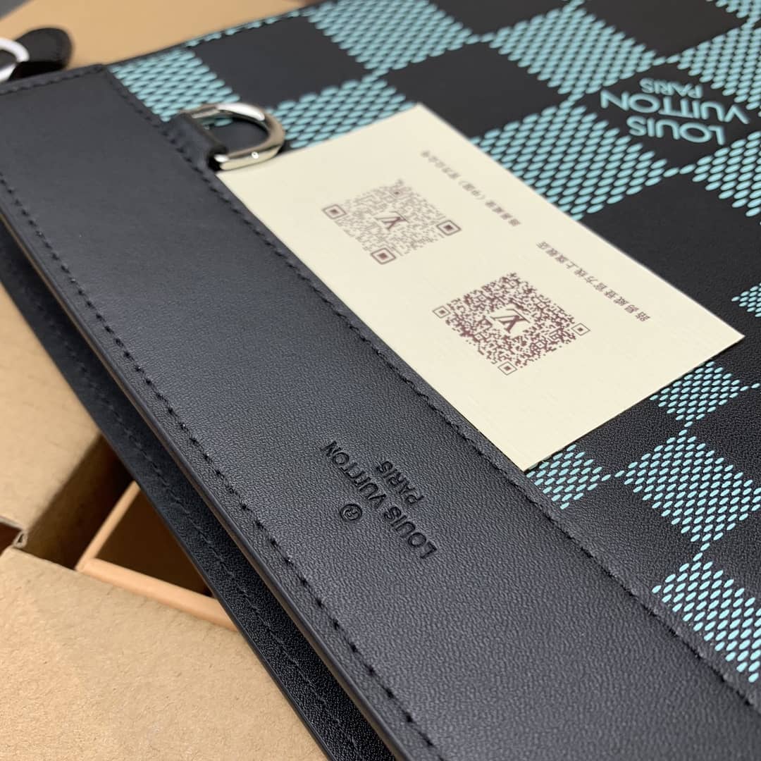 L0vis Vvtt0n Standing Pouch Damier Infini Replica Green N60448