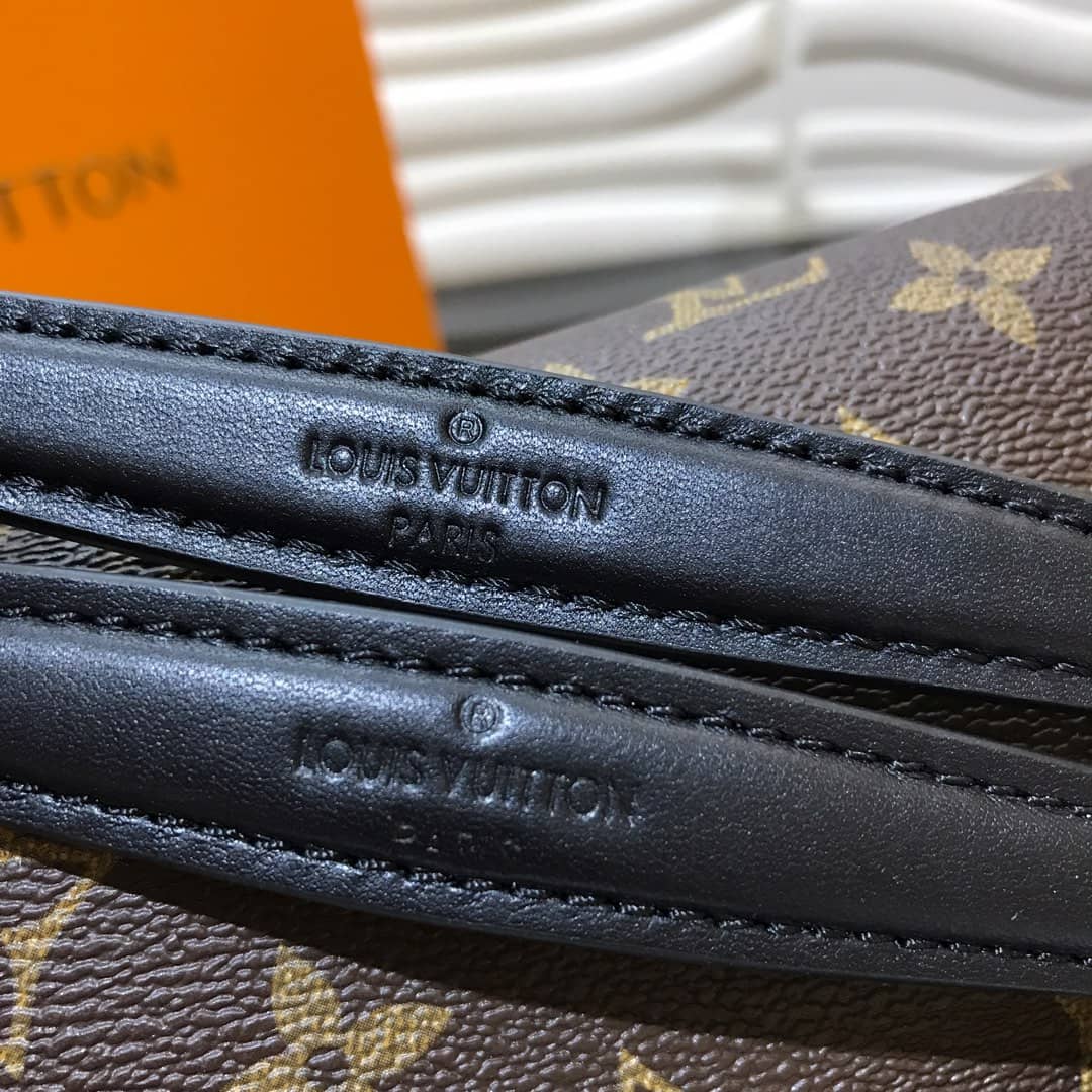 L0vis Vvtt0n Vavin PM Monogram Canvas Replica Crossbody Bag