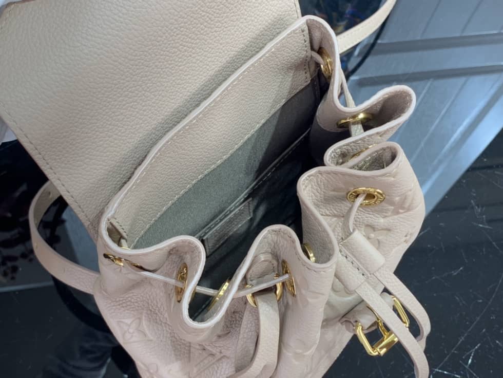 L0vis Vvtt0n Empreinte Montsouris M45639 Replica Backpack