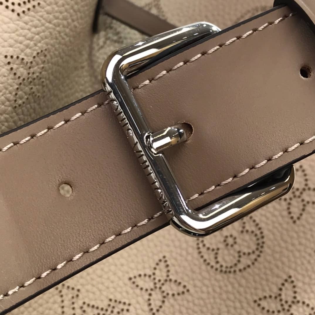 L0vis Vvtt0n Mahina Muria Replica Handbag Gray M55801