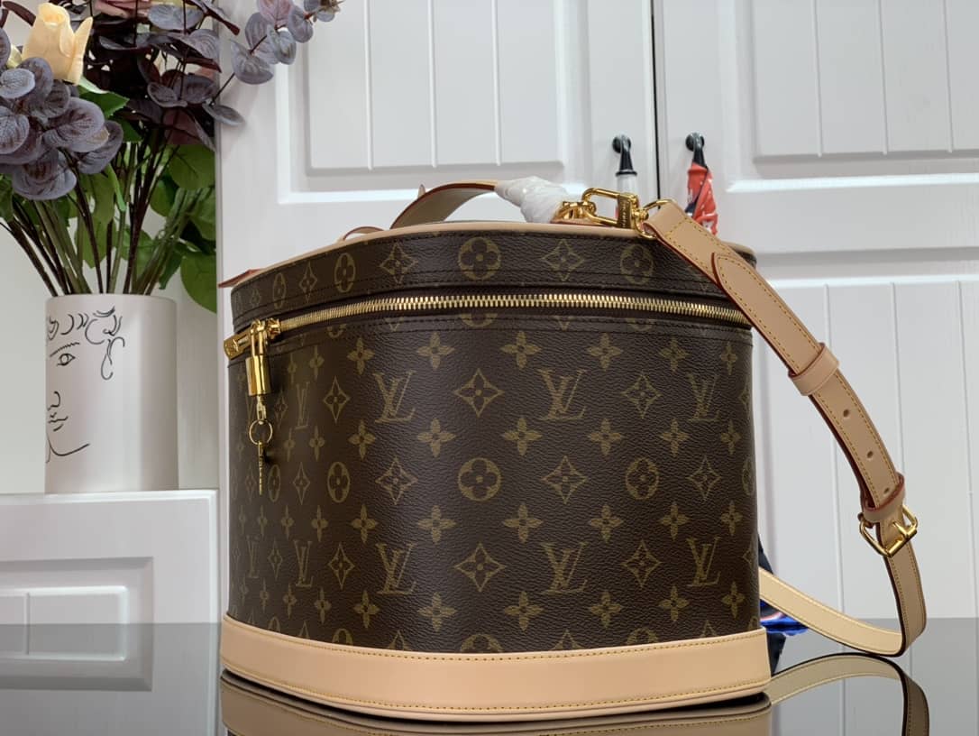 L0vis Vvtt0n Beauty Case Large Monogram Canvas Leather Travel Bag Replica M47280