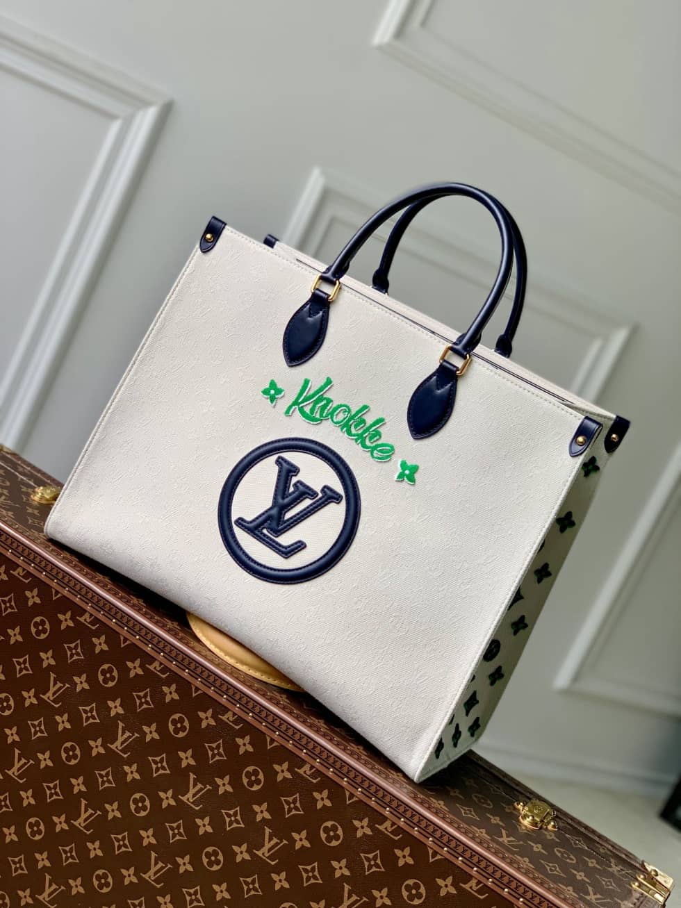 L0vis Vvtt0n OnTheGo GM M20815 Replica Tote