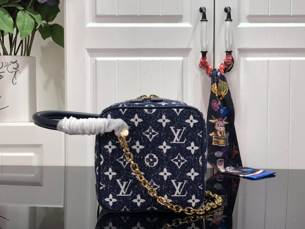 L0vis Vvtt0n Square Denim Leather M59611 Replica Bag