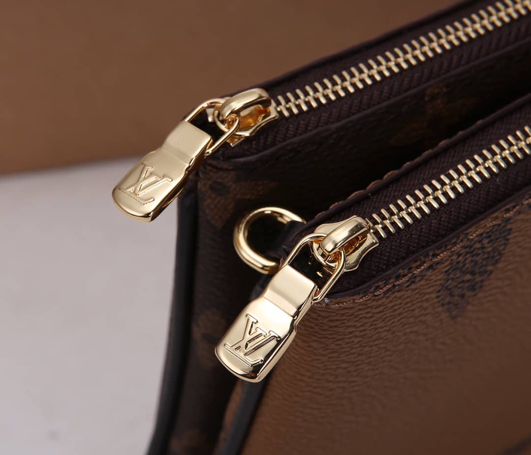 L0vis Vvtt0n Pochette Double Zip Monogram Replica Bag M69203