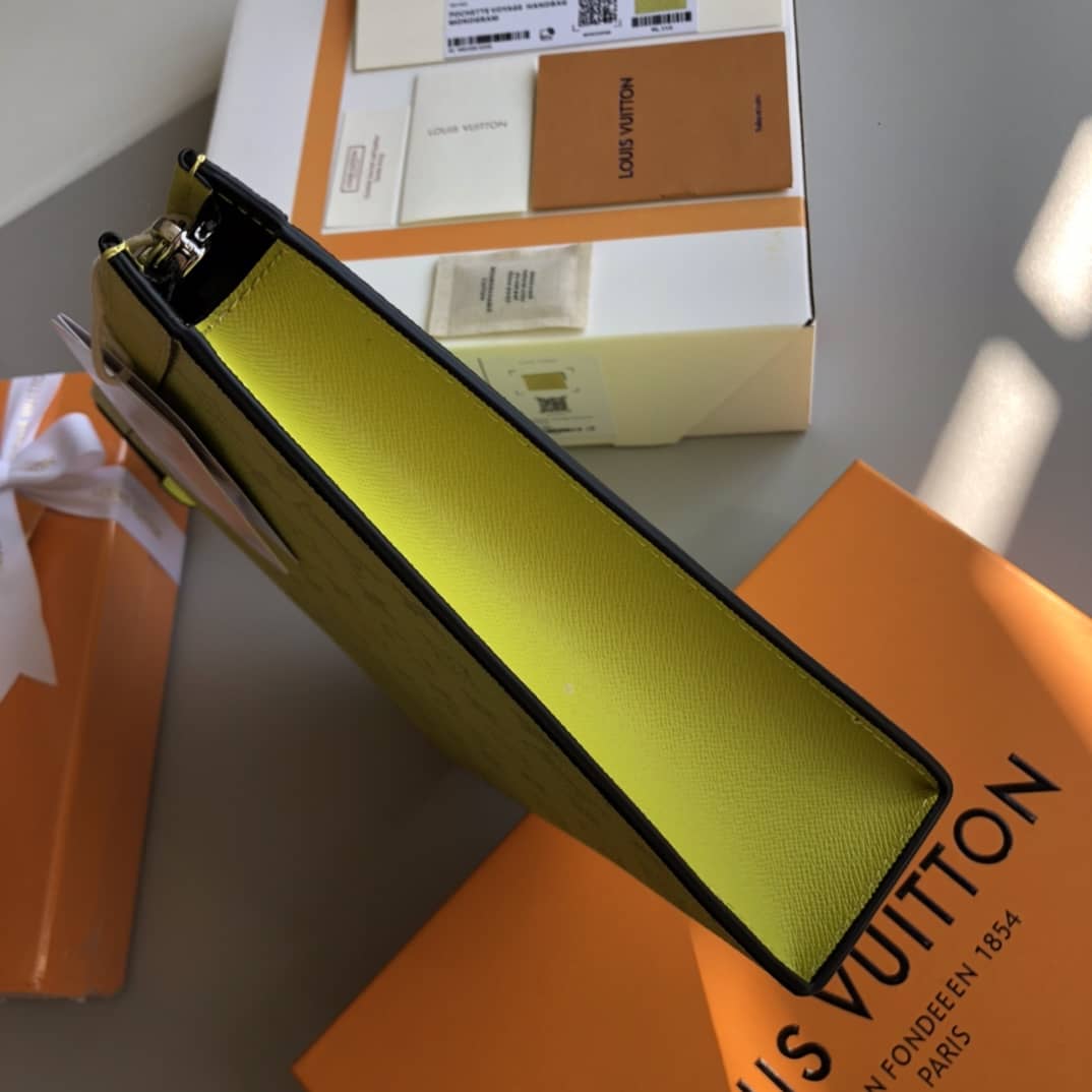 L0vis Vvtt0n Monogram Eclipse Canvas Replica Pochette Voyage MM Yellow M61692
