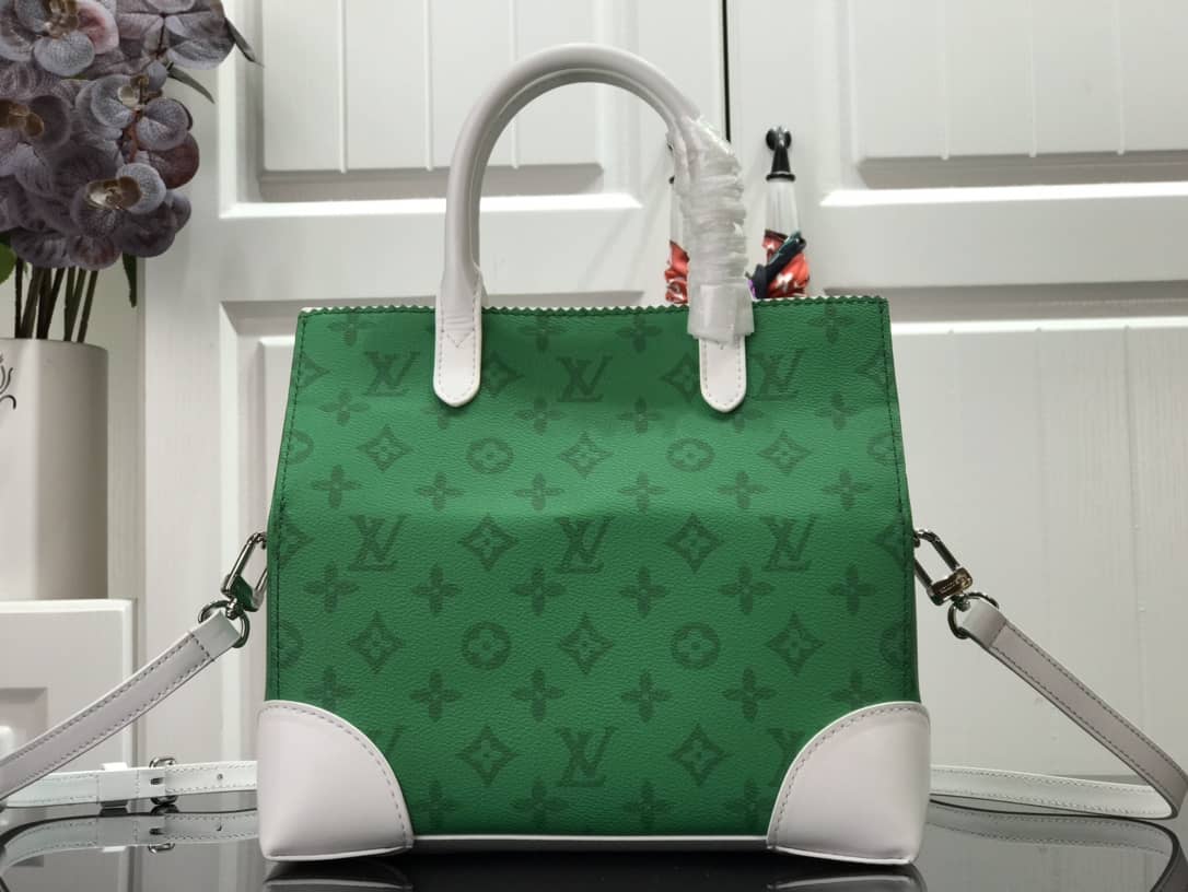 L0vis Vvtt0n Vintage Litter Bag Monogram Canvas Everyday Signature Replica