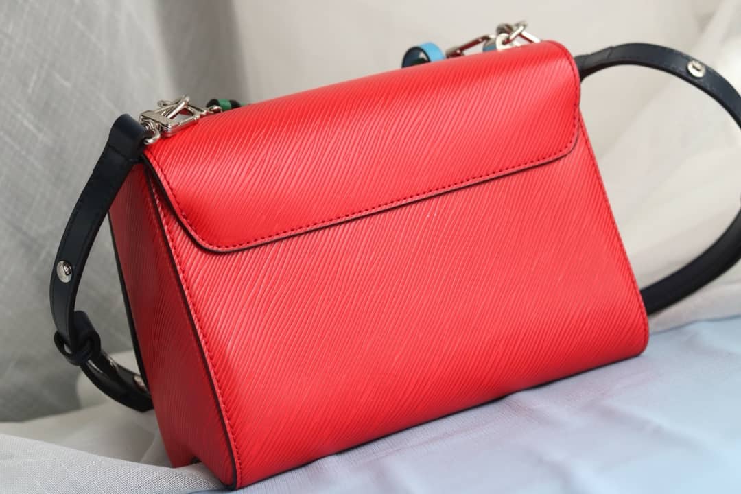 LV Tote Dupe Twist MM Crossbody Bag Replica Red M50305