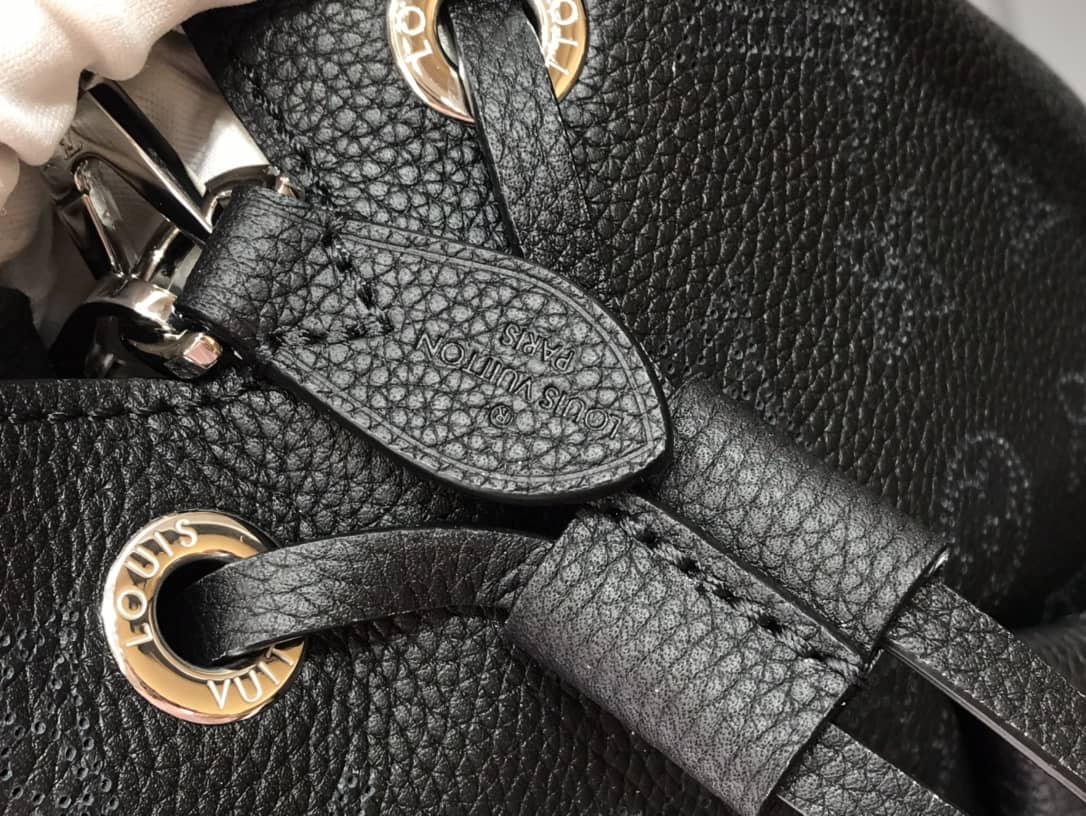 L0vis Vvtt0n Bella Mahina Magnolia Leather Replica Bag M57068 Black