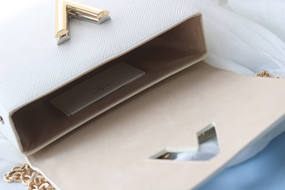 L0vis Vvtt0n Twist Epi Handbag Replica