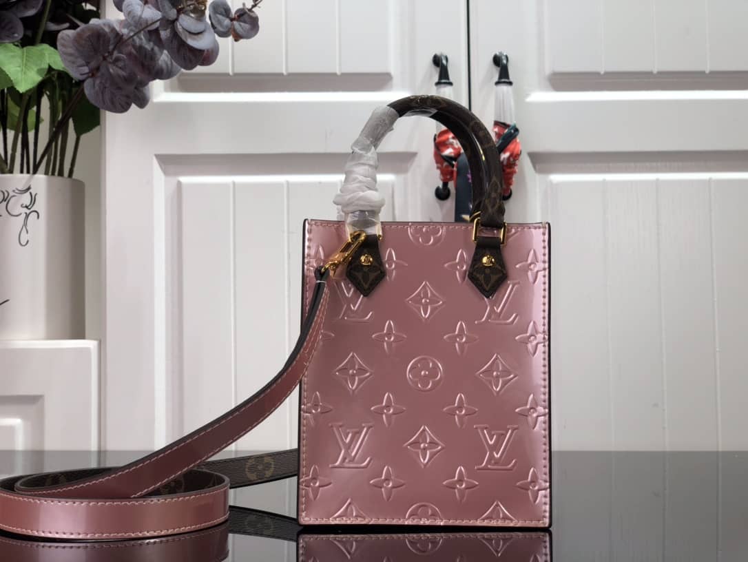 L0vis Vvtt0n Petit Sac Plat Flat Shoulder Bag Replica Pink M80169