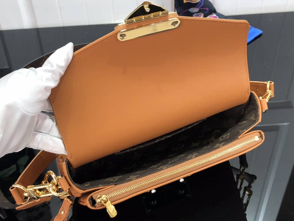 L0vis Vvtt0n Swing Handbag Brown M20393 Replica Shoulder Bag