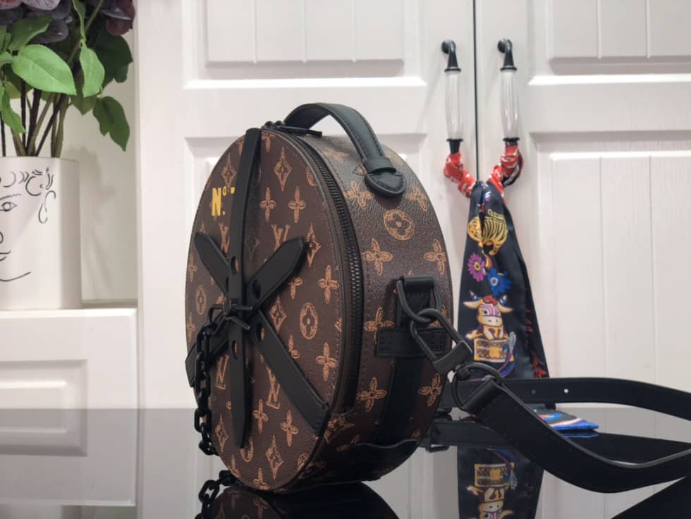 L0vis Vvtt0n Wheel Box Monogram Brown M59706 Replica Crossbody Bag
