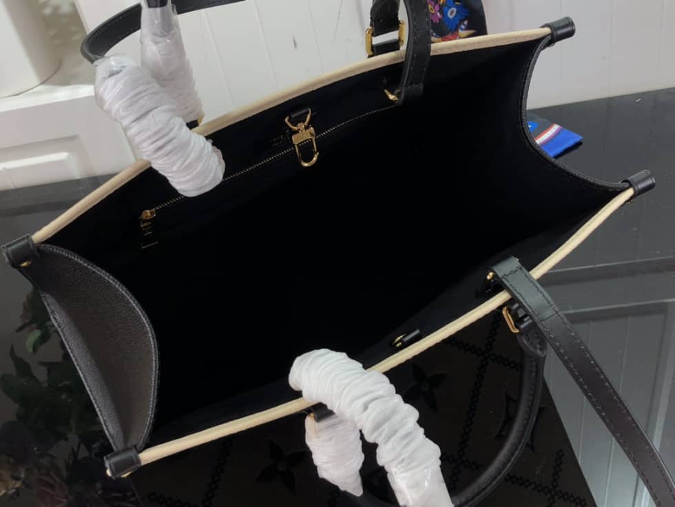 L0vis Vvtt0n Onthego MM Monogram Empreinte M46015 Replica Tote