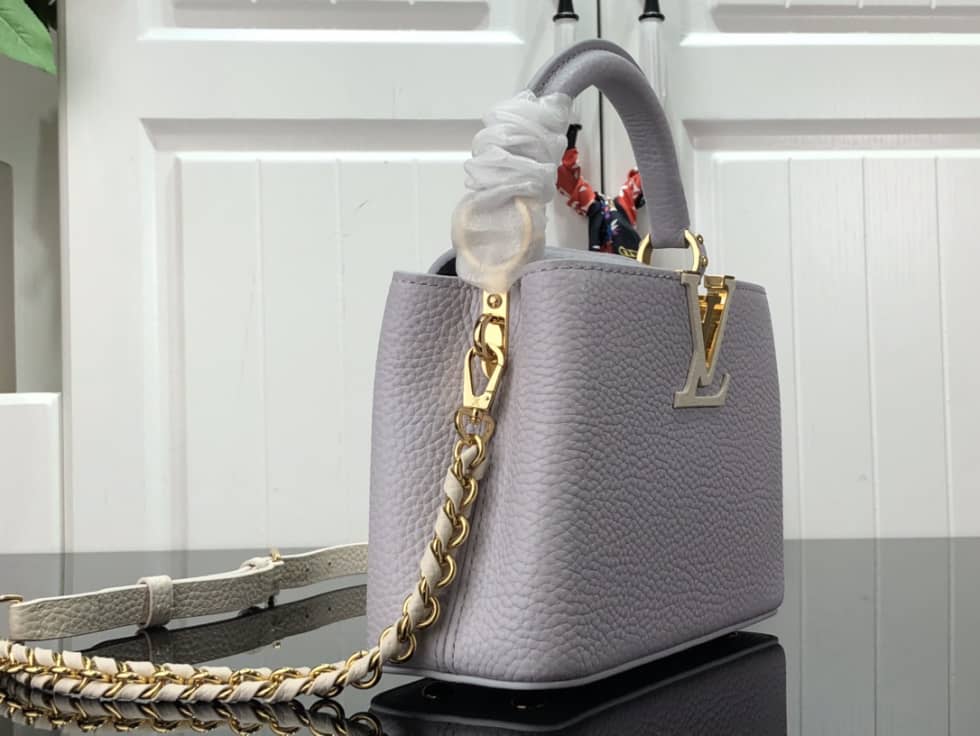 L0vis Vvtt0n Capucines Mini M59709 Replica Shoulder Bag