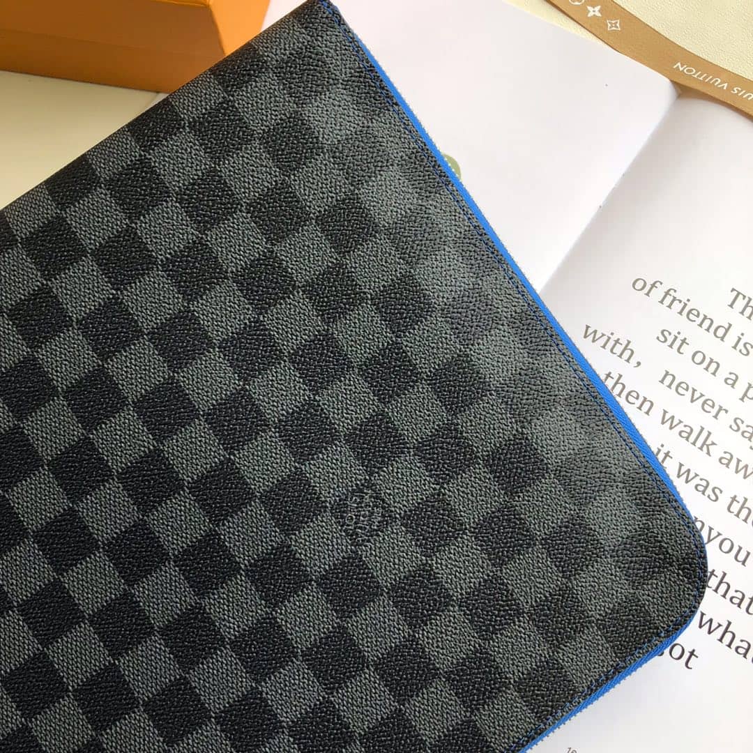 L0vis Vvtt0n Pochette Jour PM Damier Graphite Bag Replica N64032