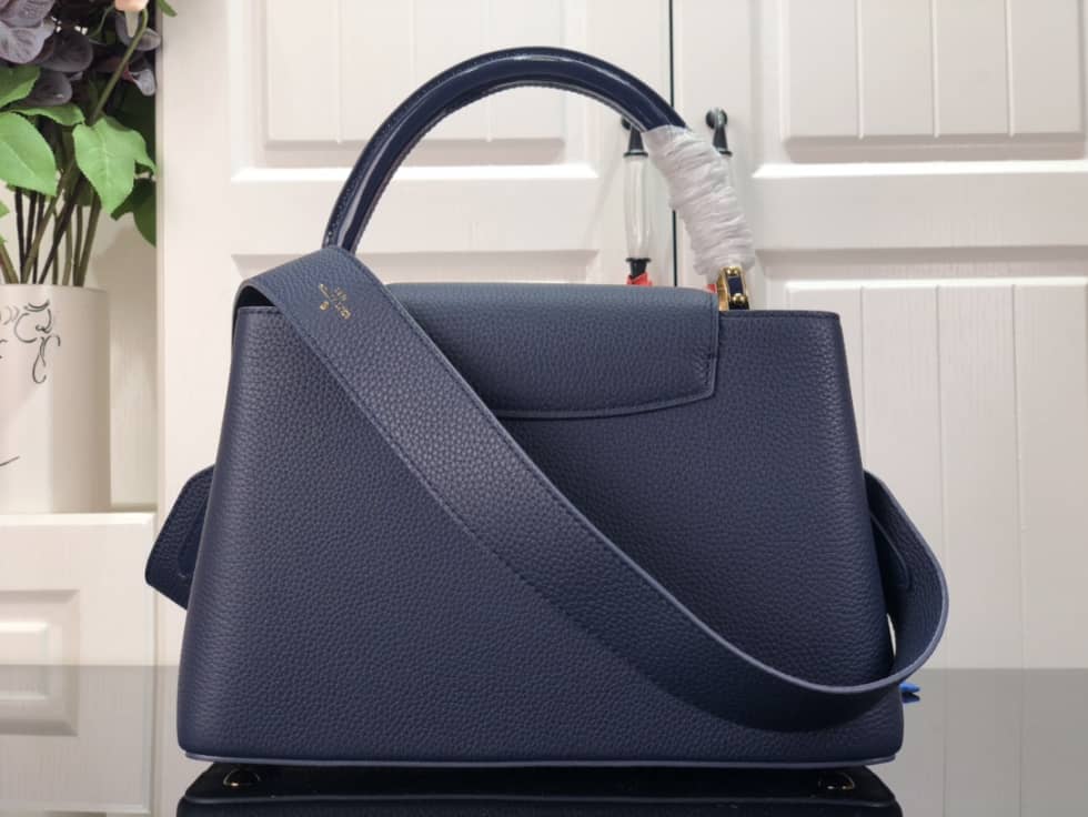 L0vis Vvtt0n Capucines MM M59209 Replica Shoulder Bag