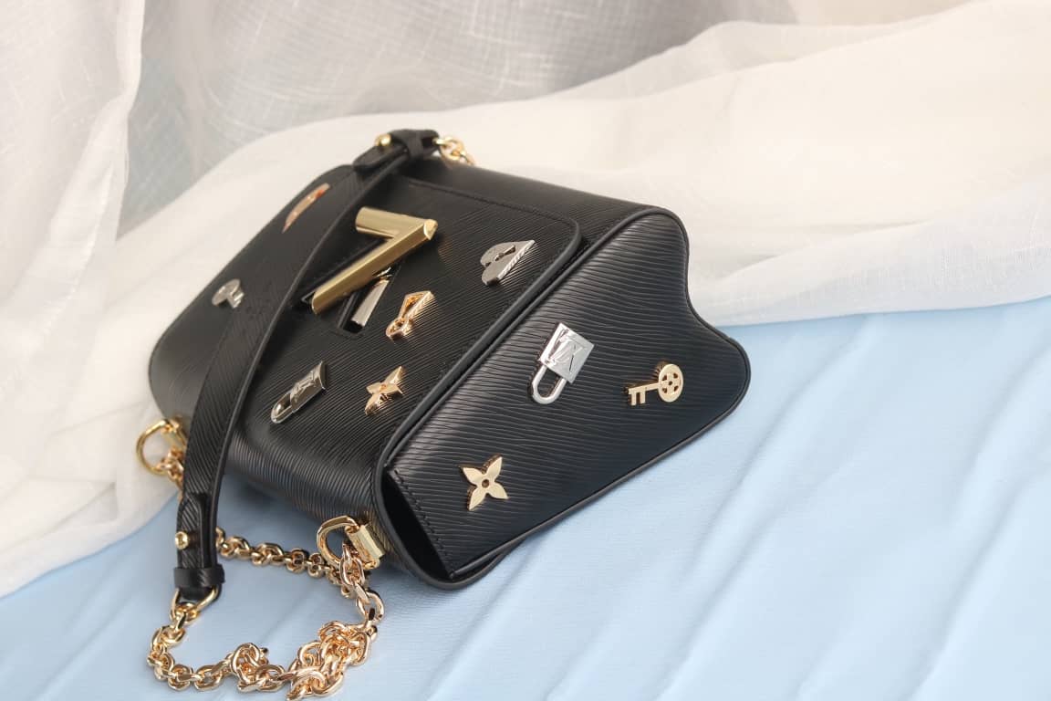L0vis Vvtt0n Twist Epi Handbag Replica