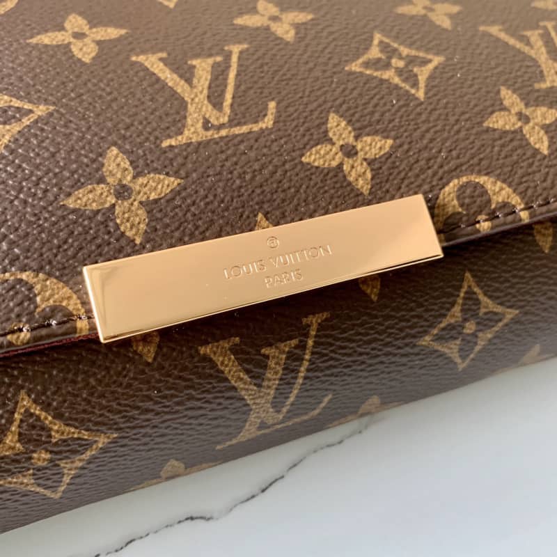 L0vis Vvtt0n Favorite Monogram Canvas MM Replica Bag Brown M40718
