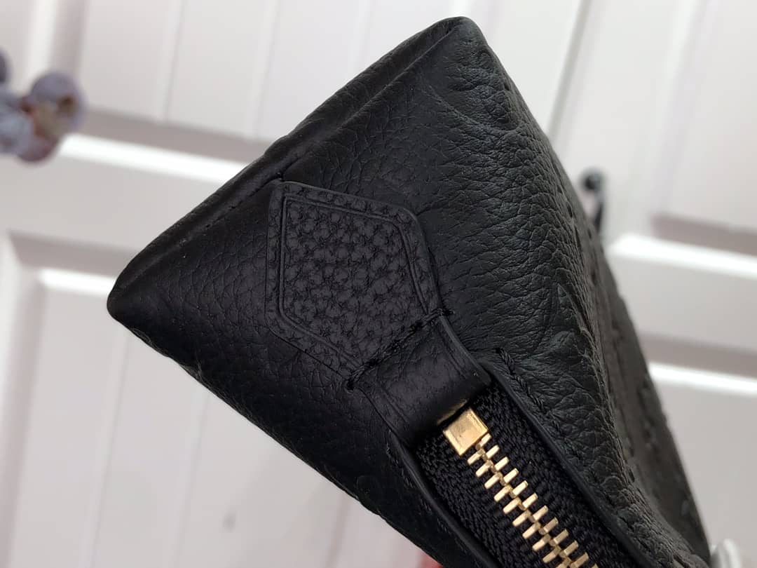 L0vis Vvtt0n Pochette Dupe Monogram Cosmetic Pouch  Black M47515