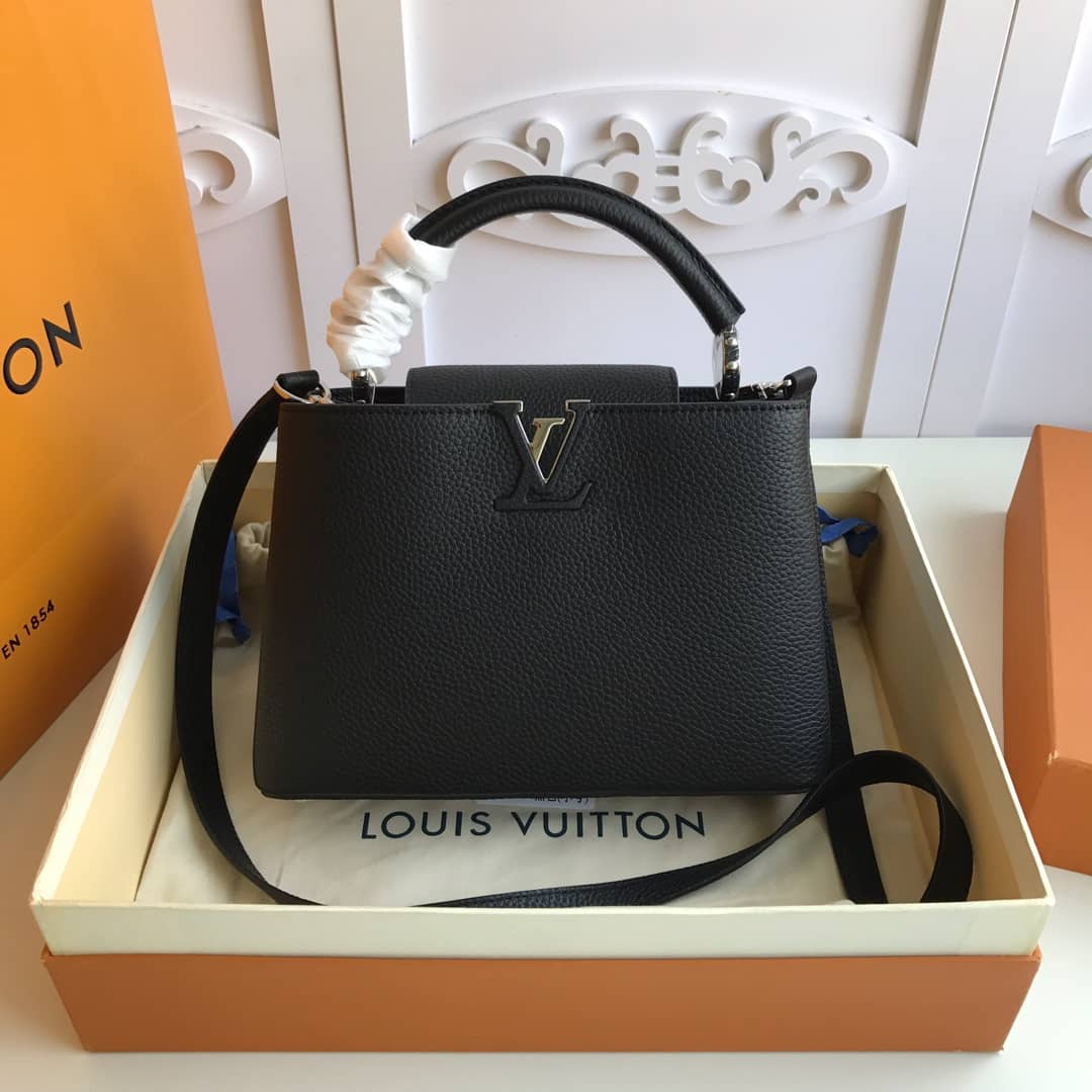 L0vis Vvtt0n Capucines PM Taurillon Leather Tote Replica Black M42242