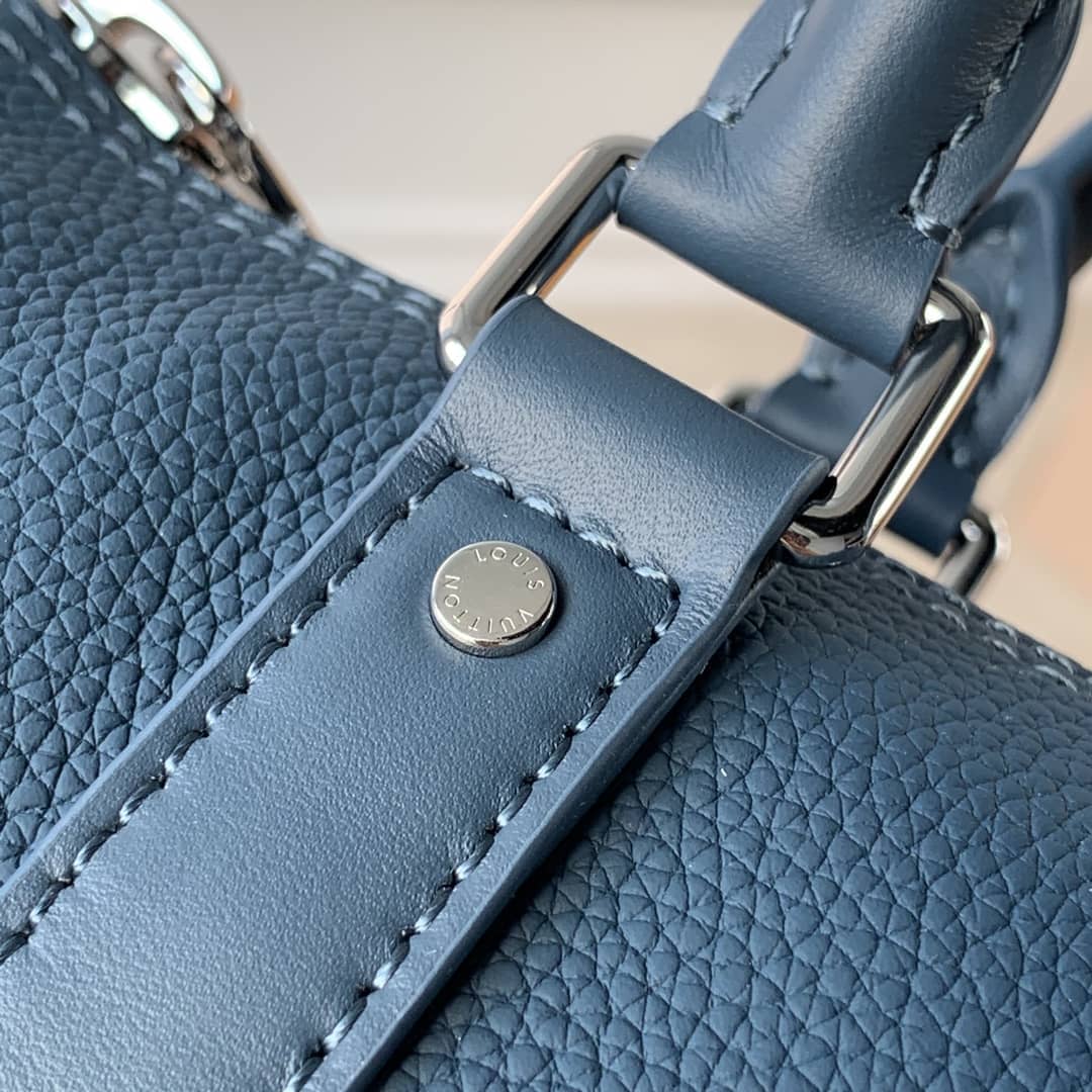 L0vis Vvtt0n Keepall XS Blue M81003 Replica Shoulder Bag