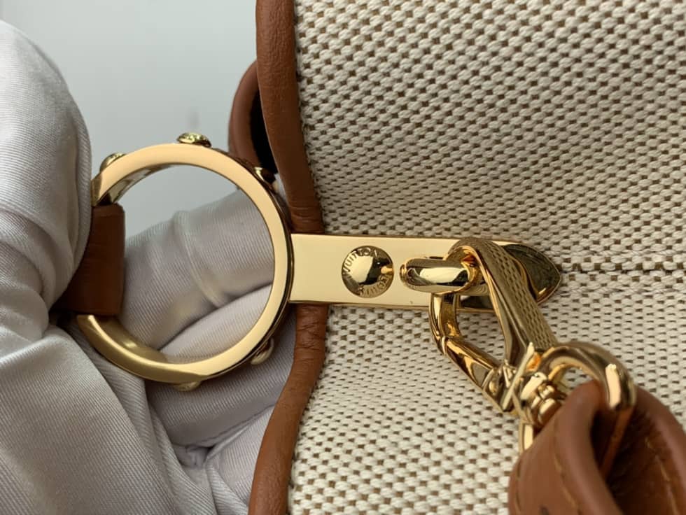 L0vis Vvtt0n Capucines BB M59872 Replica Shoulder Bag