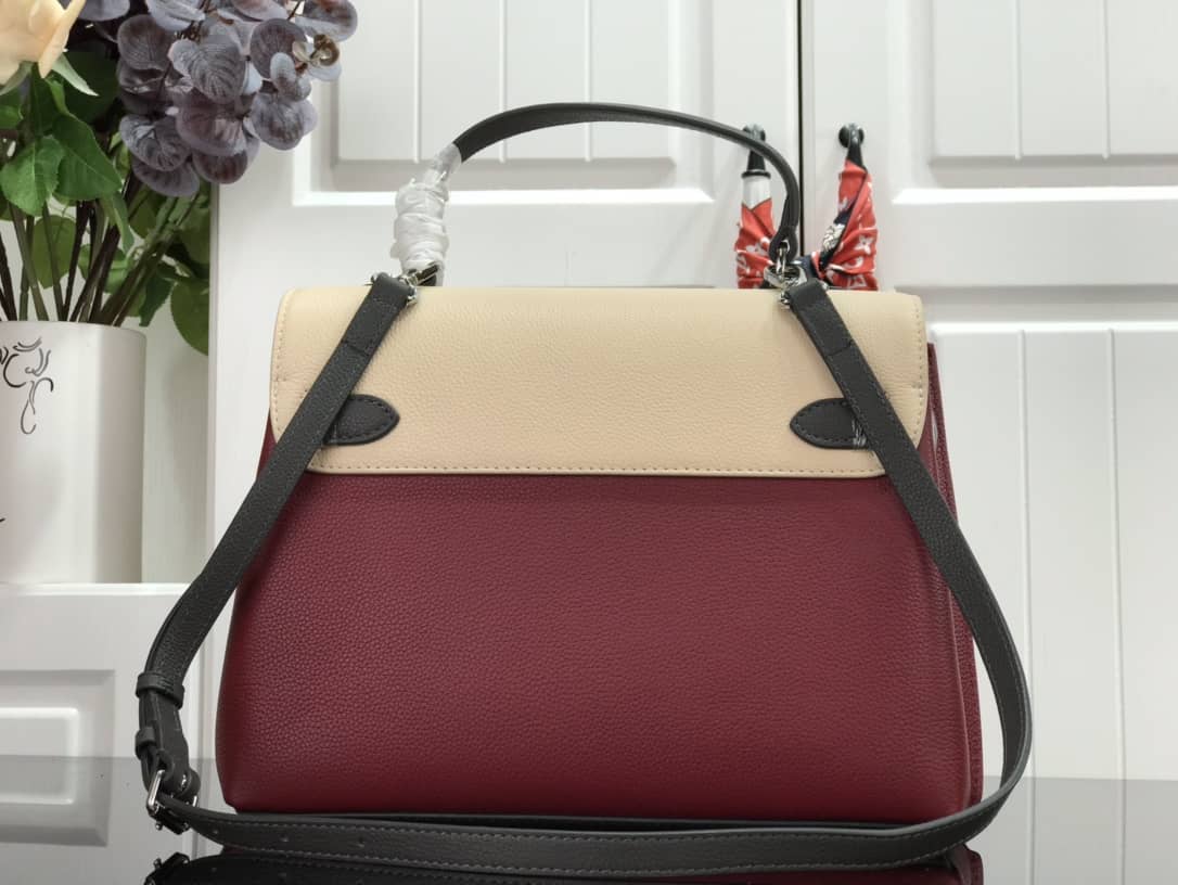 L0vis Vvtt0n Lock Me Ever 2Way Bag Replica Red M52787