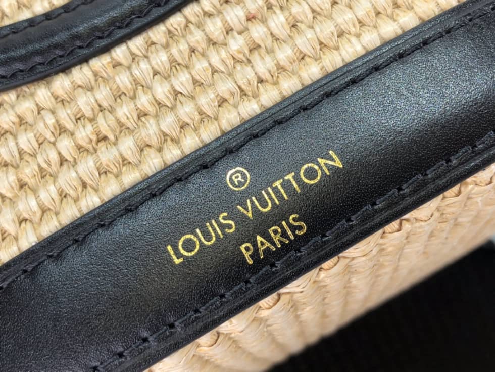 L0vis Vvtt0n Petit Caramel Black M59962 Replica Bucket Bag