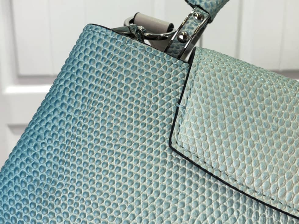 L0vis Vvtt0n Capucines BB Collection Blue N98093 Replica Shoulder Bag